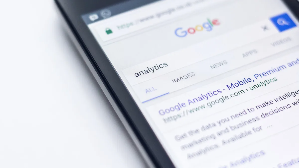 X amplia Grok Bot com busca analítica de posts e monitoramento de marcas